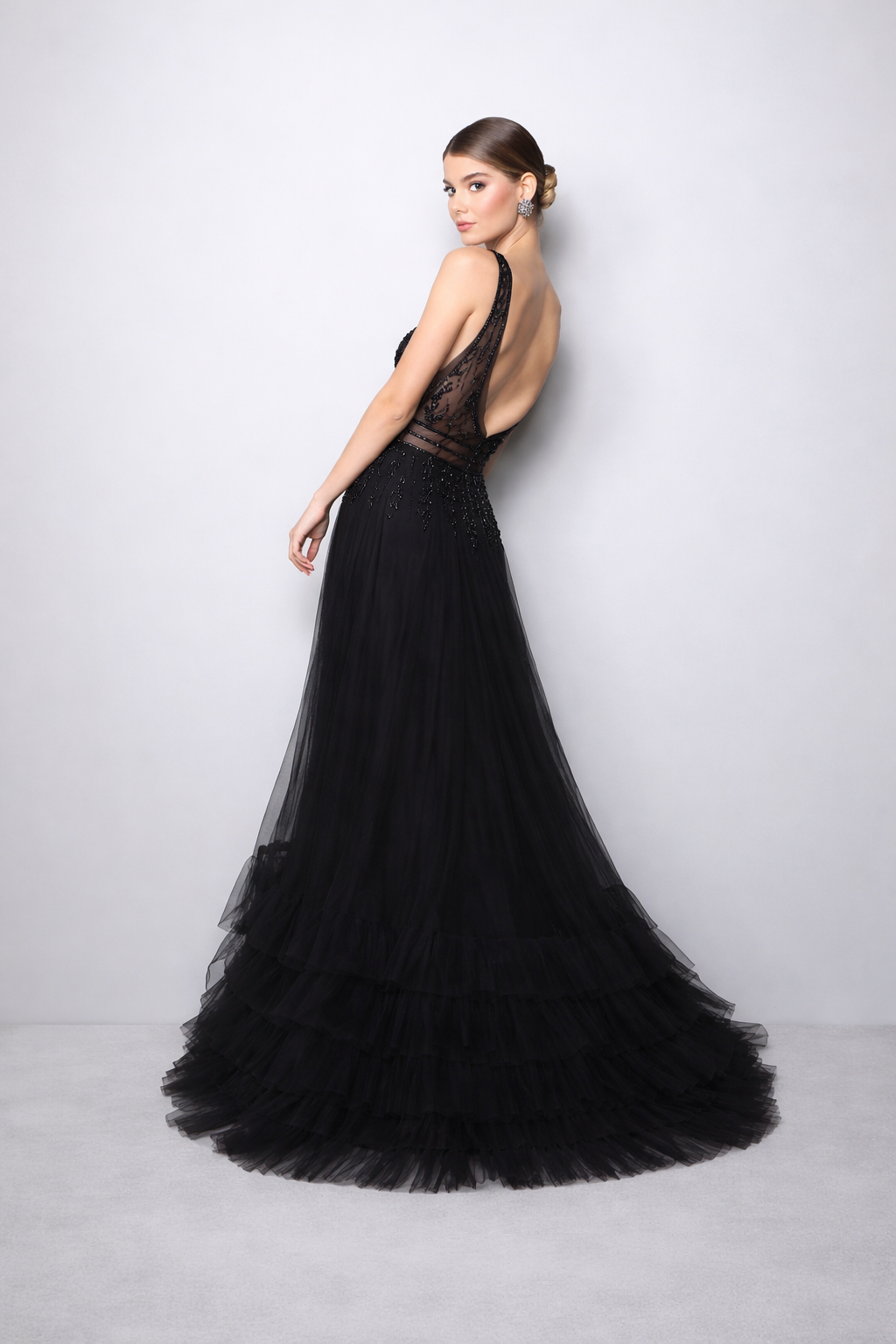 Robe de soirée noire couture en tulle brodé FemmeVue